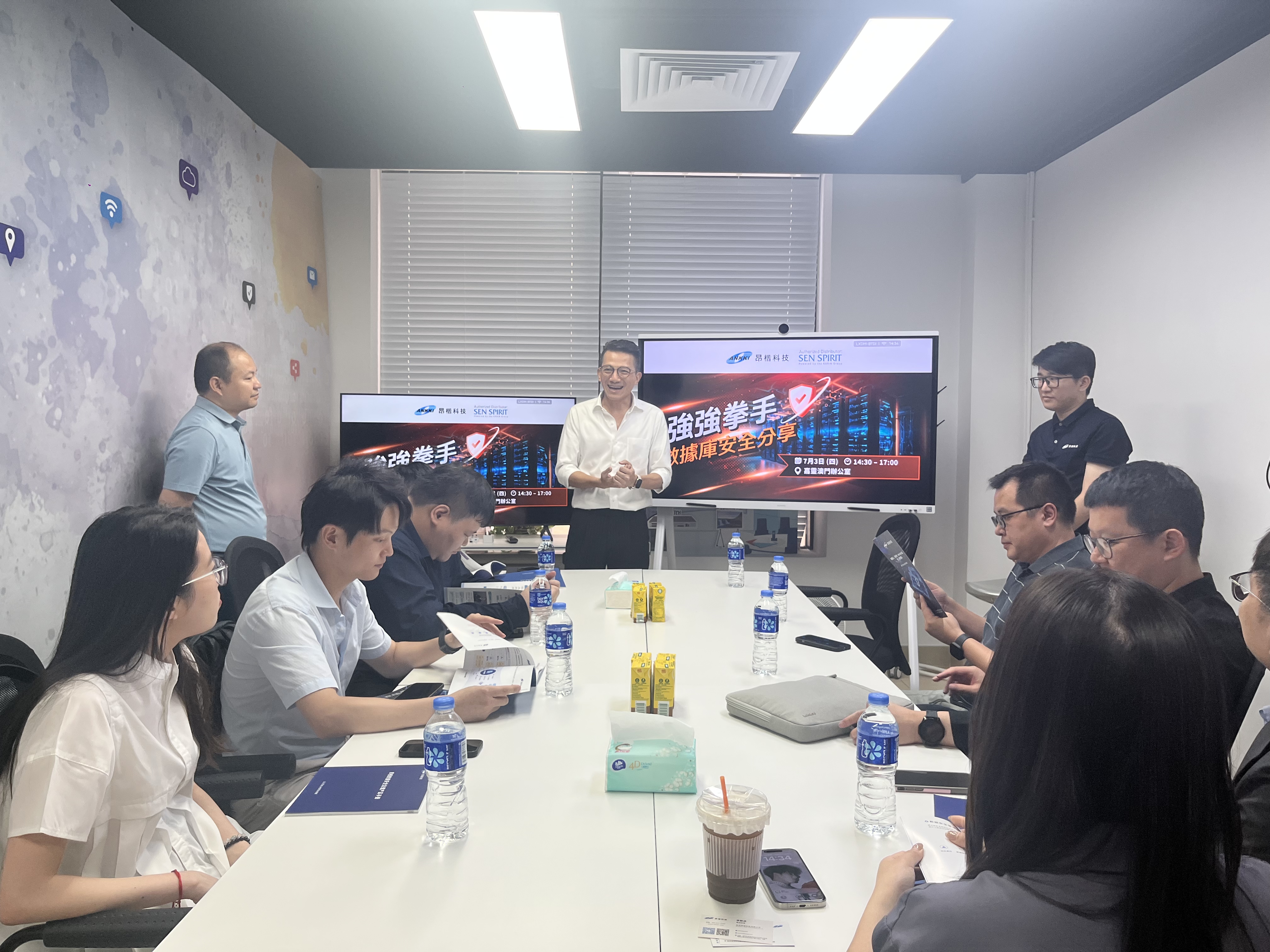 2aac190f9a8f1f91a42673d5172a5adf.jpg 2aac190f9a8f1f91a42673d5172a5adf.jpg